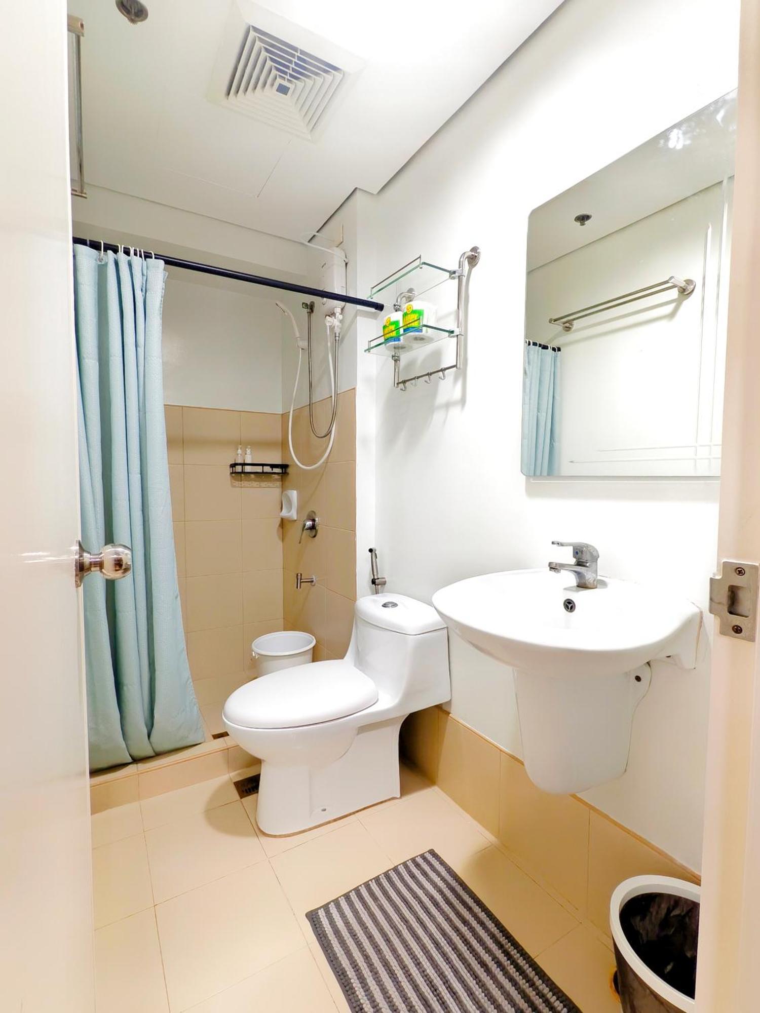 Avida Towers It Park 1bedroom Unit Queen Bed