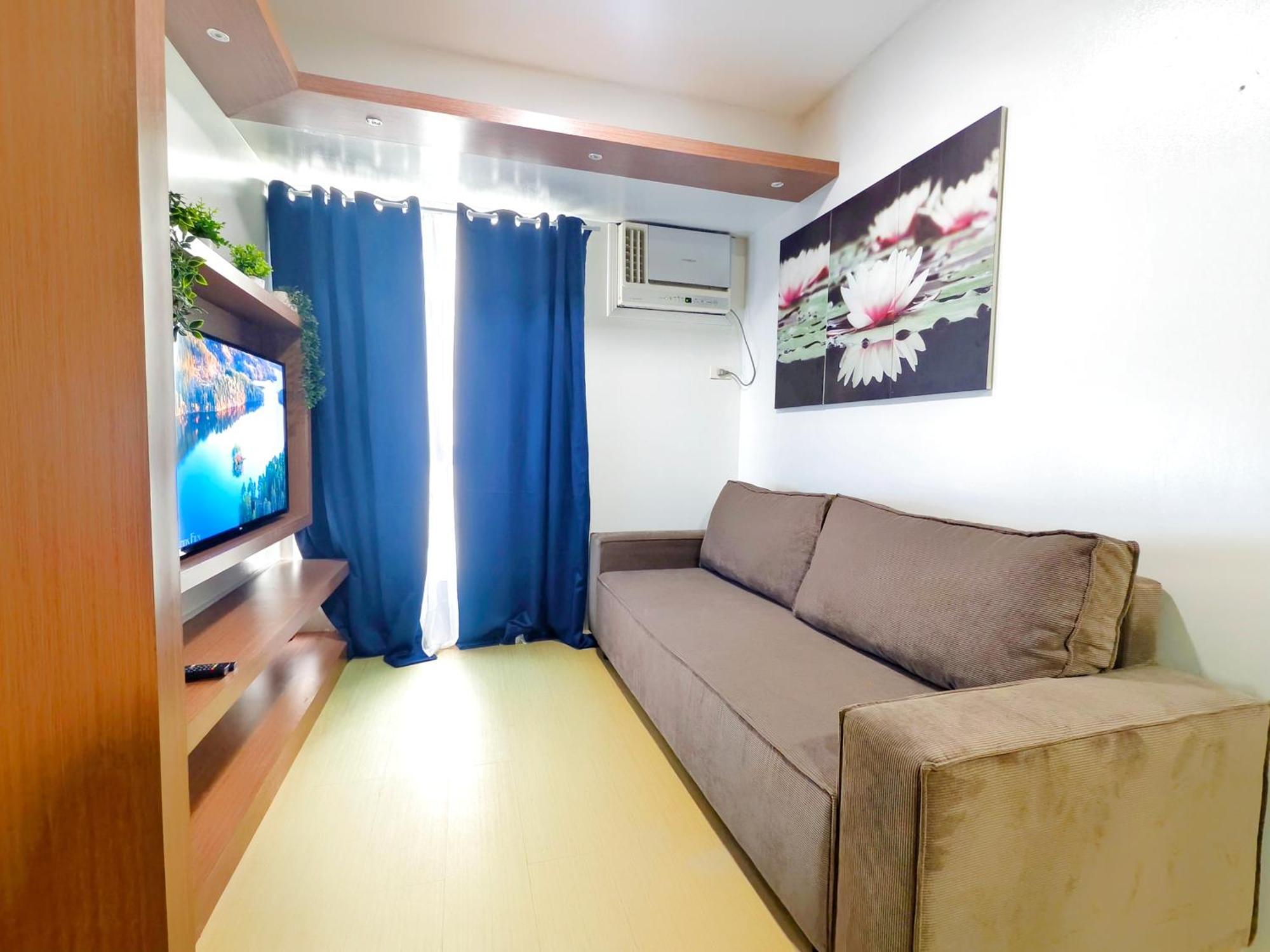 Avida Towers It Park 1bedroom Unit Queen Bed Apartment *